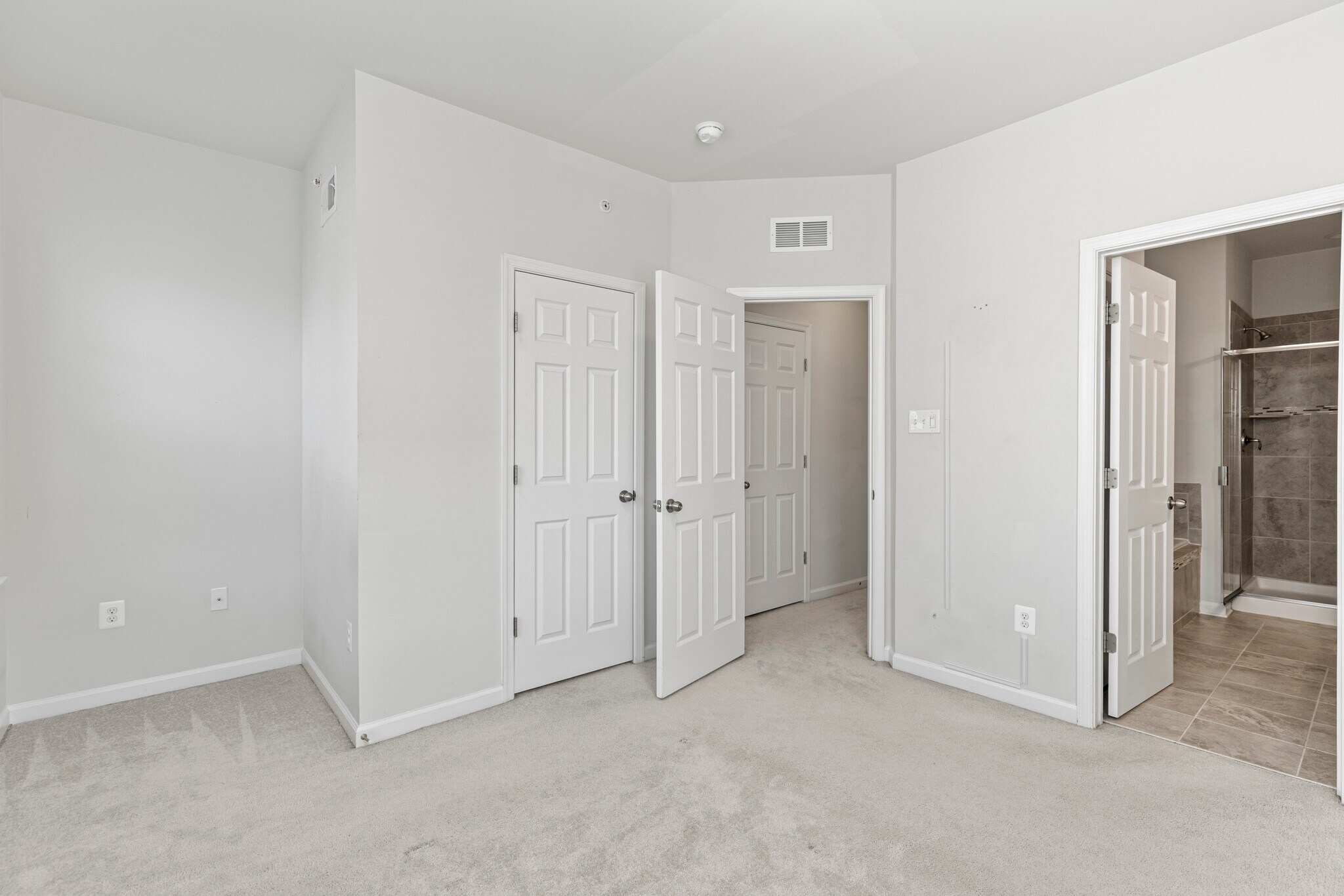 Primary Bedroom - 7125 Rowlock Aly