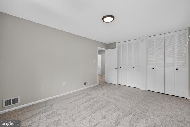 Building Photo - 4898 Wheatstone Dr
