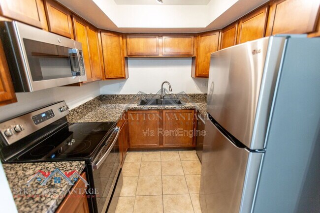 Building Photo - 8260 E Arabian Trl