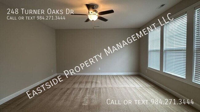 Building Photo - 248 Turner Oaks Dr