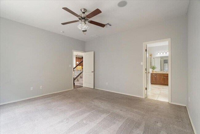 Building Photo - 15 Stone Terrace Dr