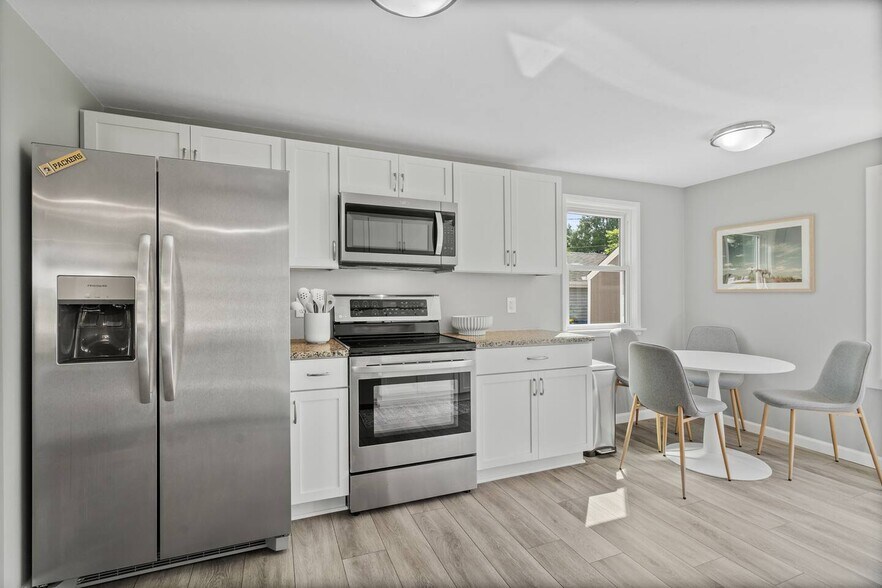 Building Photo - 1114 Meacham St