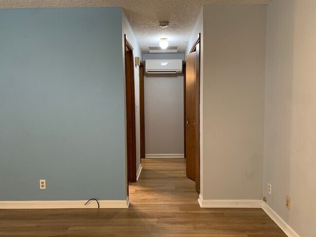 Building Photo - 310/312-Duplex