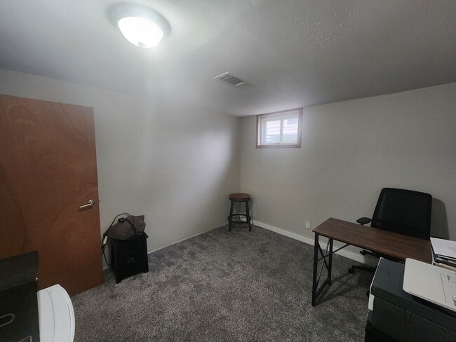 Building Photo - 808 S Jessica Ave