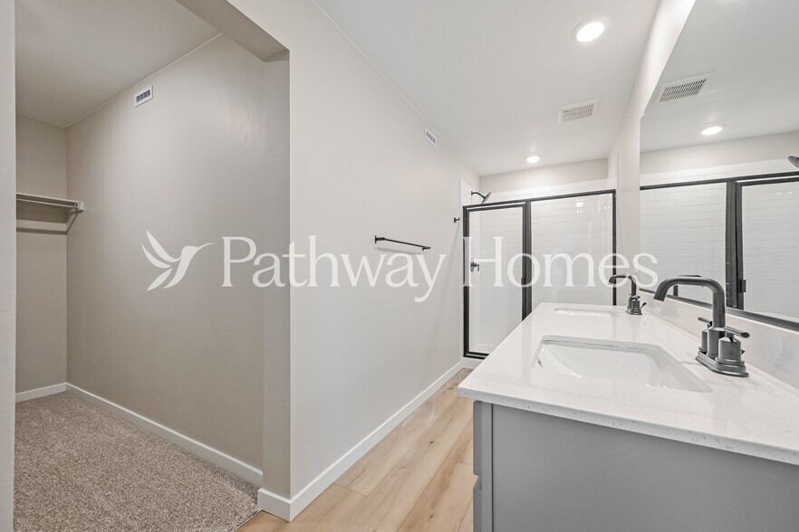 Building Photo - 18023 E 94th Pl