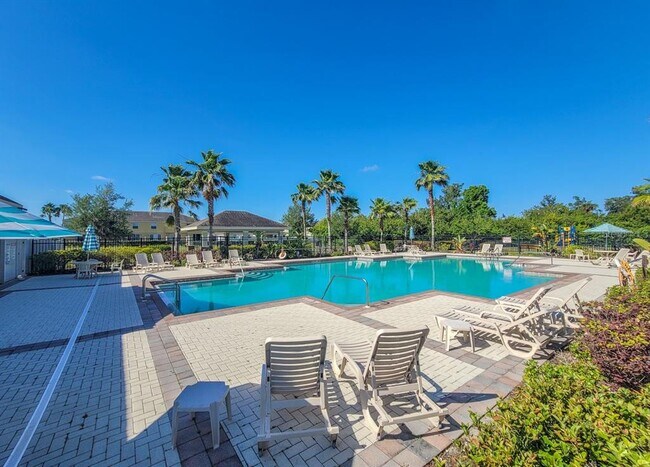 Building Photo - 1313 Trailwater St