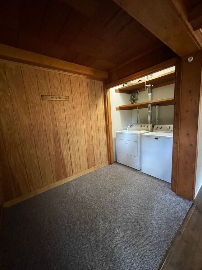 Building Photo - 3 Bedroom 1 Bath Home -located in Boone, IA