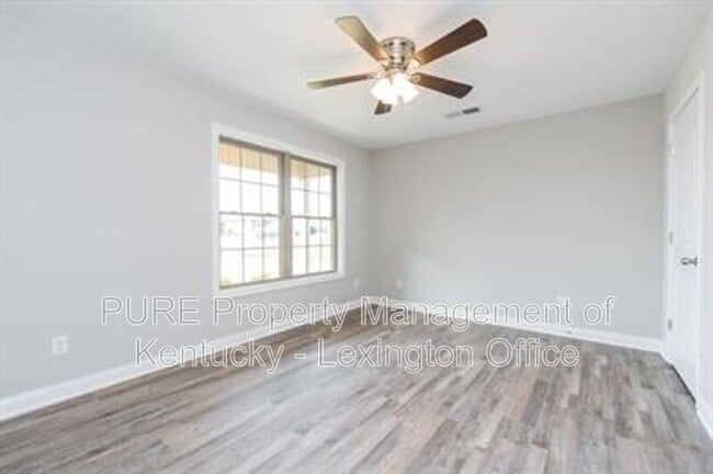 Building Photo - 727 Leeward Ct