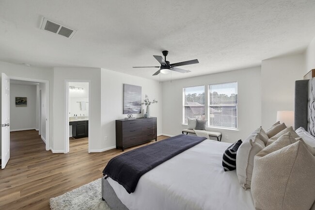 Building Photo - 15902 Arapaho Bend Ln