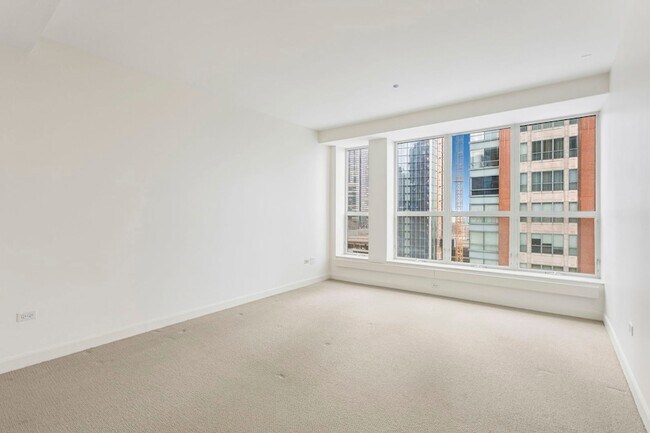 Building Photo - 415 E North Water St