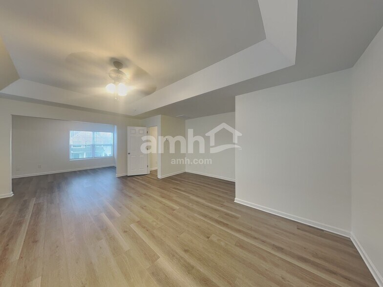 Building Photo - 146 Millen Dr