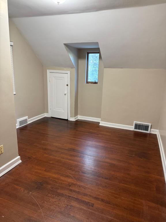 Building Photo - 390 Orchard Dr