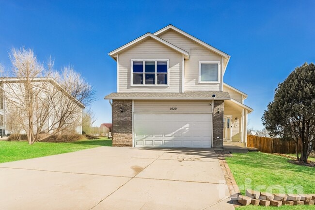 Building Photo - 1020 White Stone Way