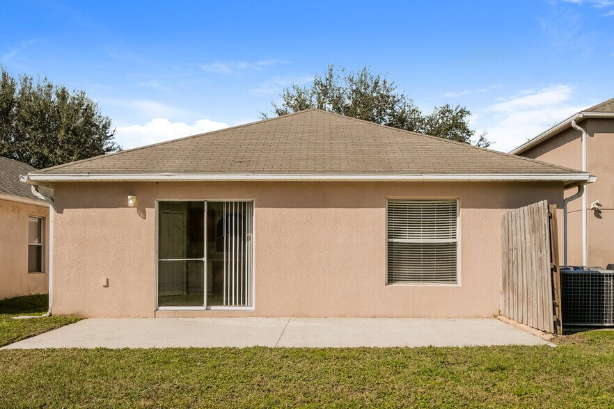 Building Photo - 3646 Fyfield Ct