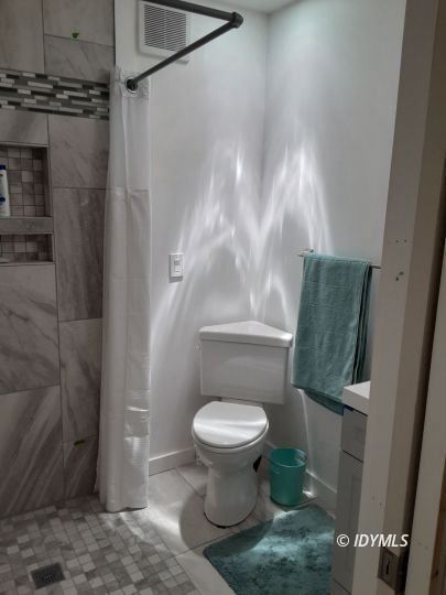 Building Photo - Move-In Ready Newer Tiny Home in The Forest