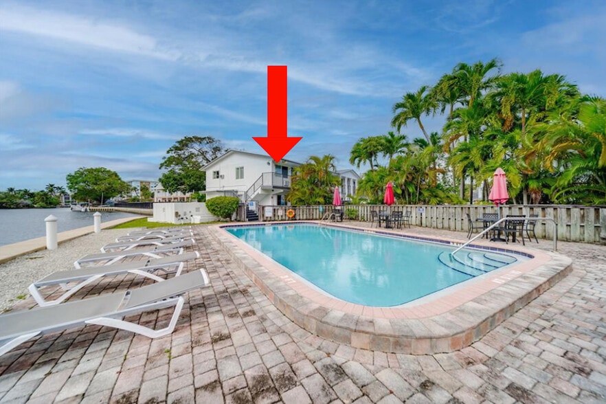 Pool area - 1814 E Oakland Park Blvd