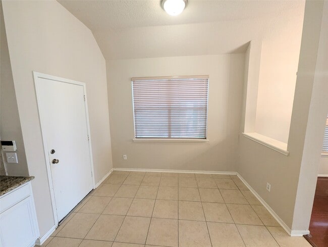 Building Photo - 6012 Timber Oaks Ridge