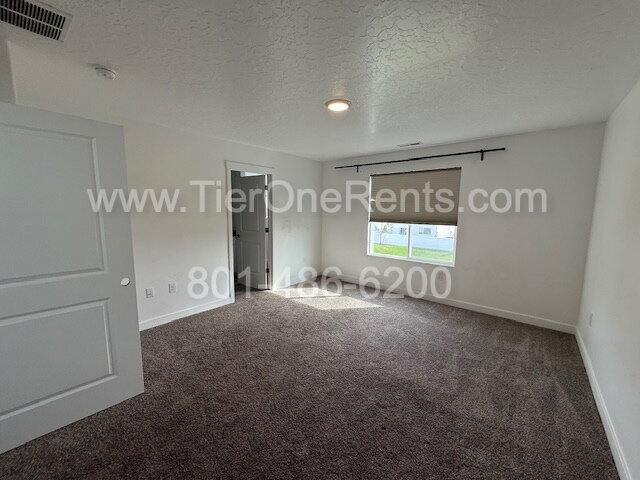 Building Photo - NO DEPOSIT option available for qualified renters!