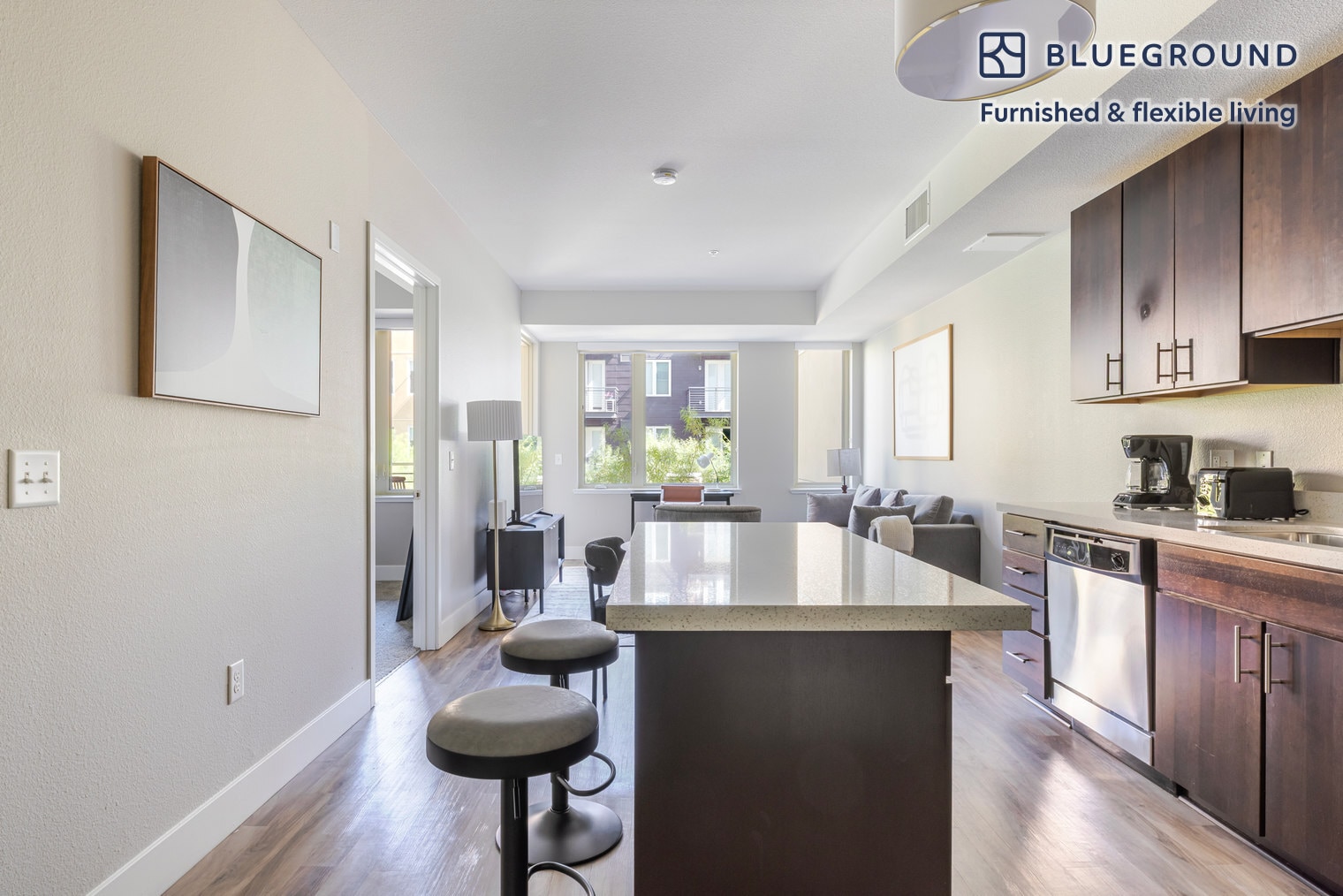 Building Photo - 555 San Antonio Rd