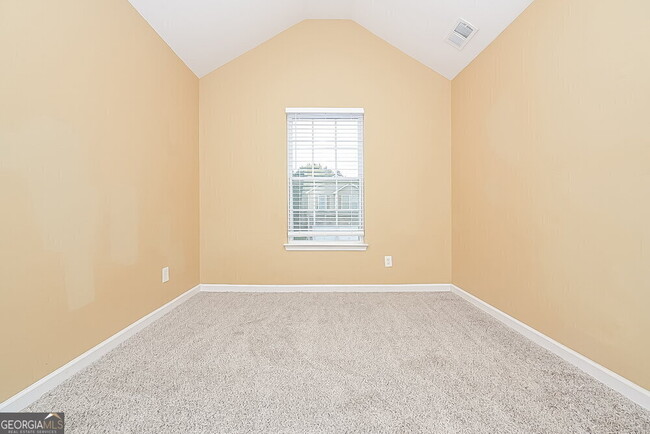 Building Photo - 6490 Grey Fox Way