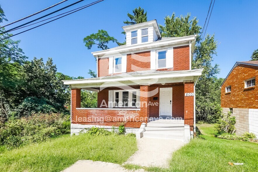 Building Photo - 803 Eathan Ave