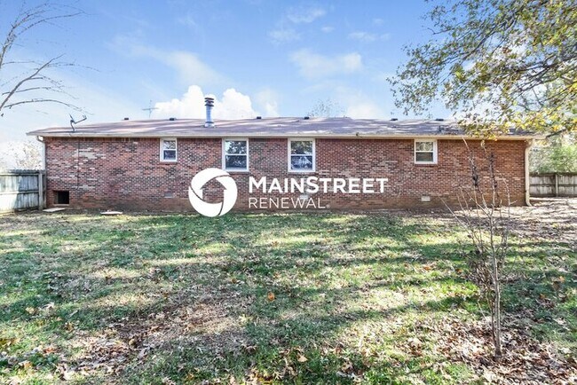 Building Photo - 3 Bedroom Pet-Friendly Home in La Vergne, ...