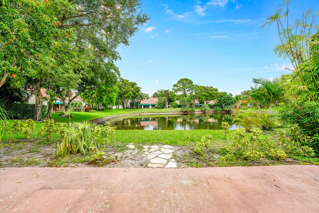 Building Photo - 6565 Las Flores Dr