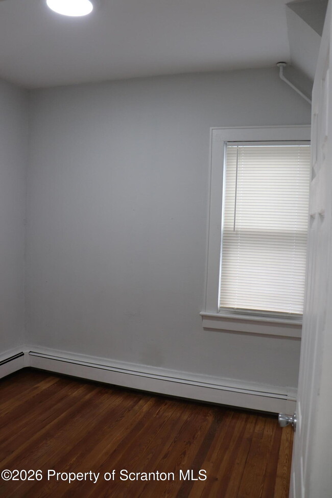 Building Photo - 712 W Lackawanna Ave