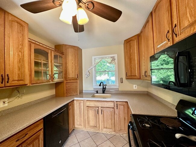 Building Photo - Charming 3 Bedroom/1.5 Bathroom Home in Norrisville, MD!