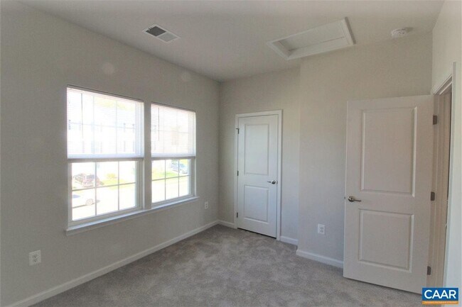 Building Photo - 2087 Elm Tree Ct