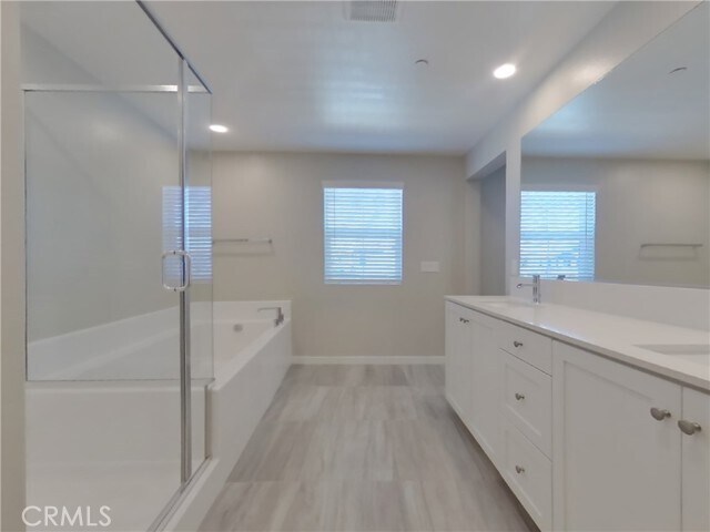 Building Photo - 28201 Cookhouse Ln