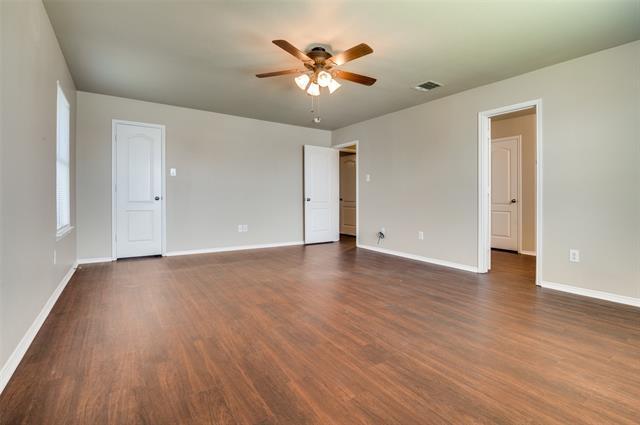 Building Photo - 207 Silver Spur Dr