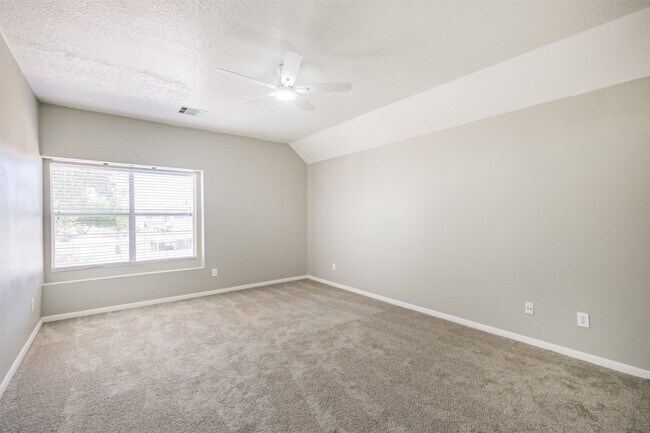 Building Photo - 5626 Calm Ct