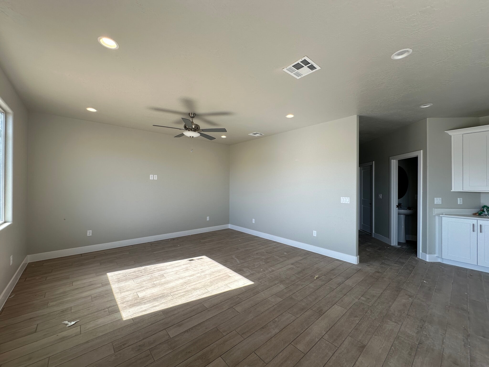 Building Photo - 408 N 480 W