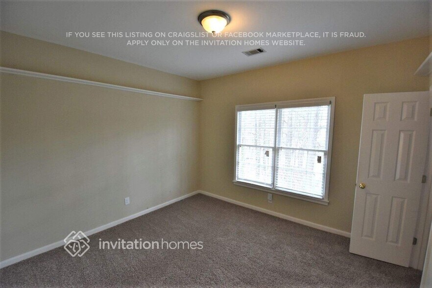 Building Photo - 3443 Kenilworth Ct