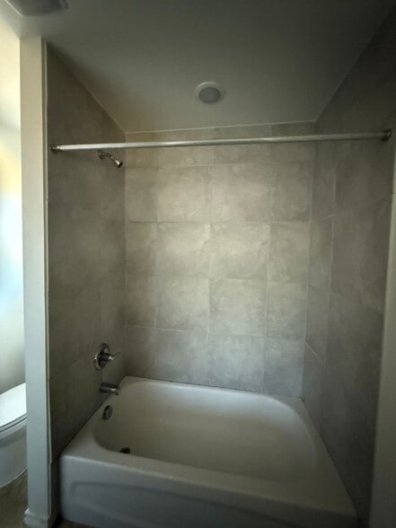 Building Photo - 1801 Emma Naylor Ct