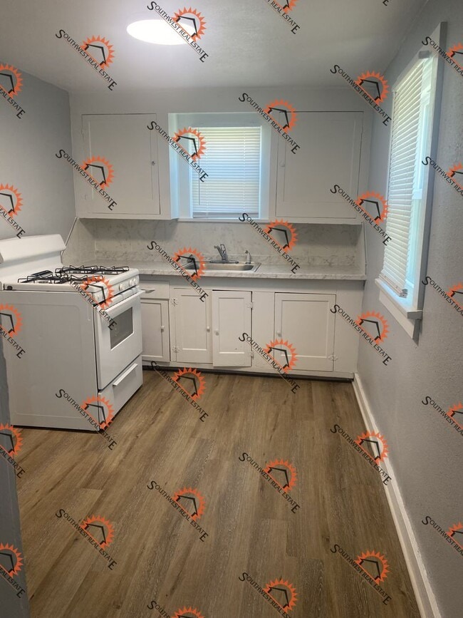 Building Photo - Cute 1 bedroom 1 bath home