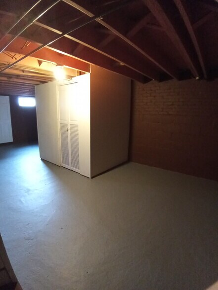 Building Photo - 3810 Saint Margaret St