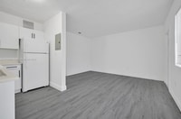 Building Photo - 740 84th St