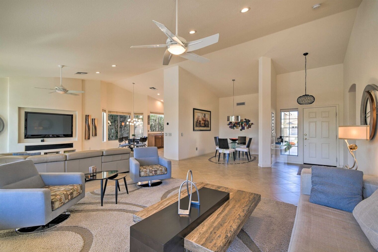 Building Photo - 15999 W Cambridge Ave