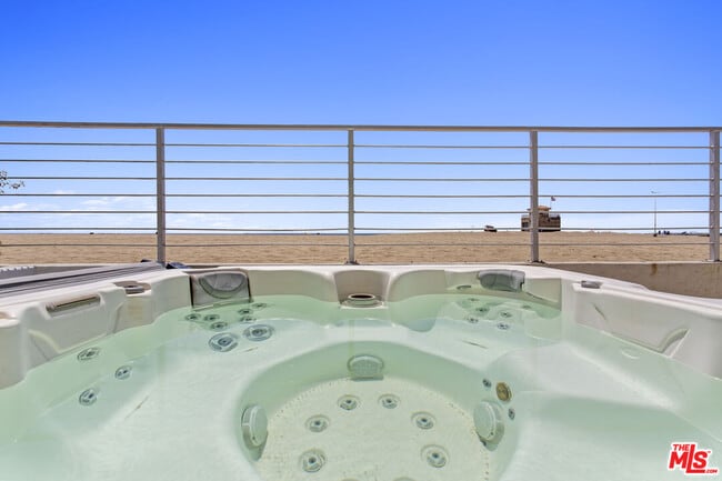 Building Photo - 6955 Trolleyway S