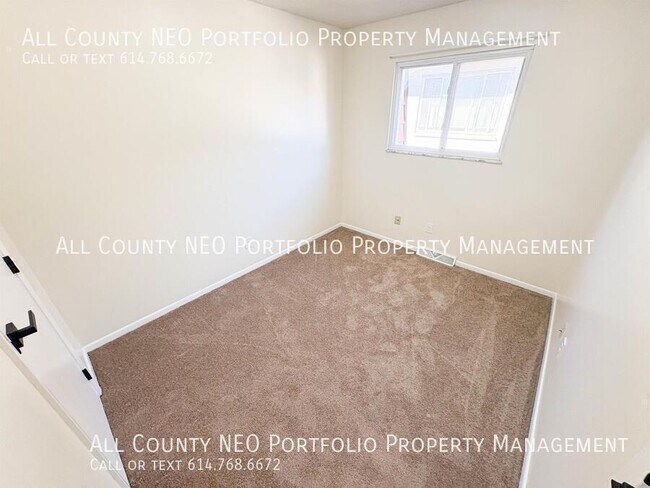 Building Photo - 233 Hamilton Ave