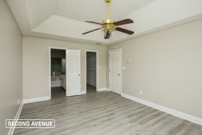 Building Photo - 1010 Brynn Dr