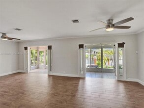 Building Photo - 1205 Guava Is