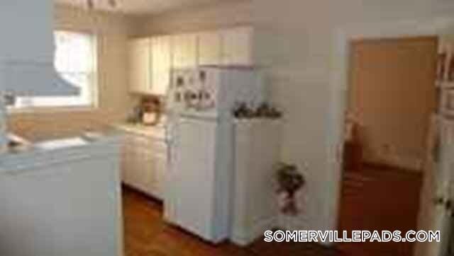 Building Photo - 402 Highland Ave