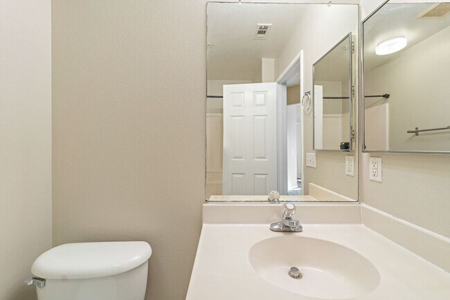 Building Photo - 39753 Princeton Way