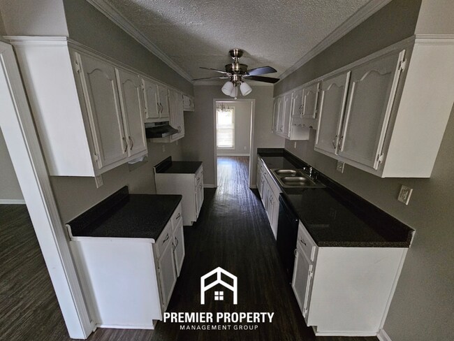 Building Photo - 6627 Winding Birch Dr