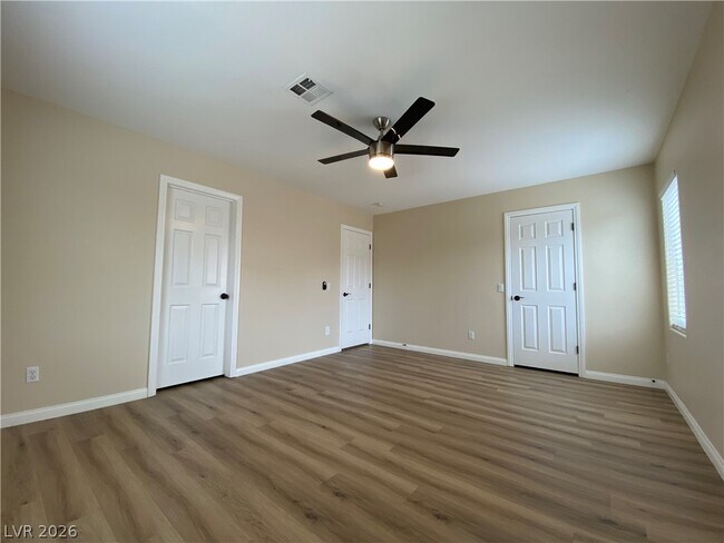 Building Photo - 10549 Cedar Run Ct