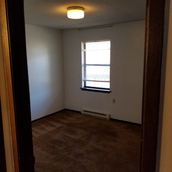 Building Photo - 1102 W McPherson St