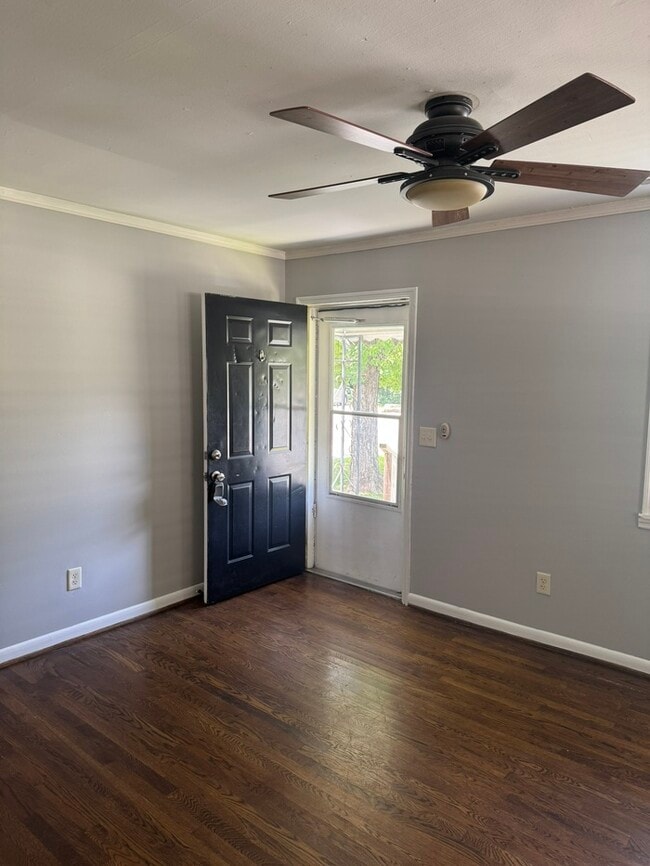 Building Photo - 600 Delray Dr